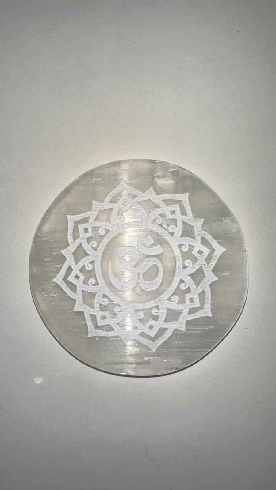 Selenite Charging Plate – Cleanse, Recharge & Protect Your Energy ✨